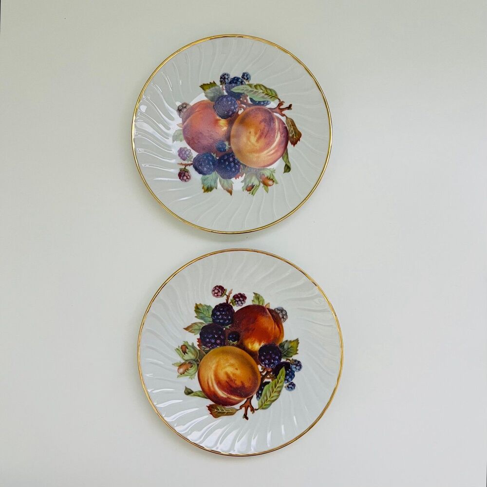 OLD NUREMBERG Bavaria Rippled Fruits Pattern Gold Trim Salad Plate, Set of 2